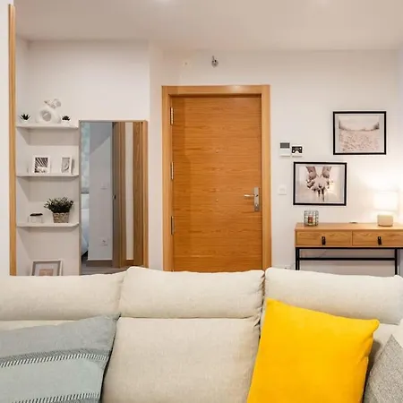 Ok Home. 게르니카 이 루노